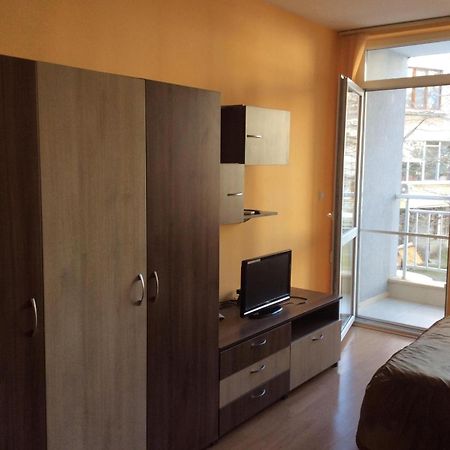 Marina Studio Burgas City Eksteriør billede